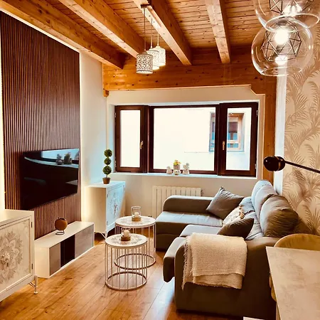 Apartamento El Capricho De Claudia_ Catedral Burgo